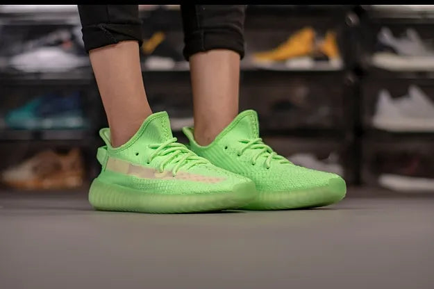 Adidas Yeezy Boost 350 V2 Glow